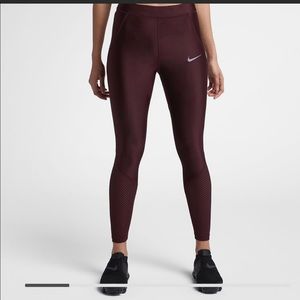 Nike Maroon leggings / Tights